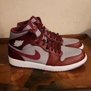 Nike Air Jordan 1 Mid DQ8426-615 Shoes 8.5 Like New